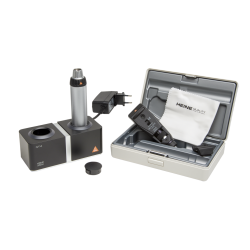 HEINE BETA 200 LED Retinoscope with table charger